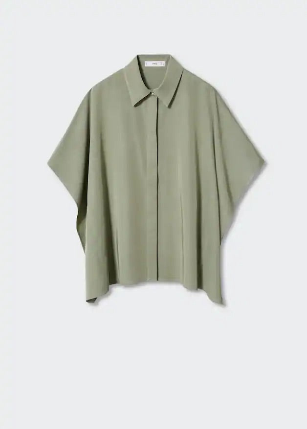 Short sleeved blouse