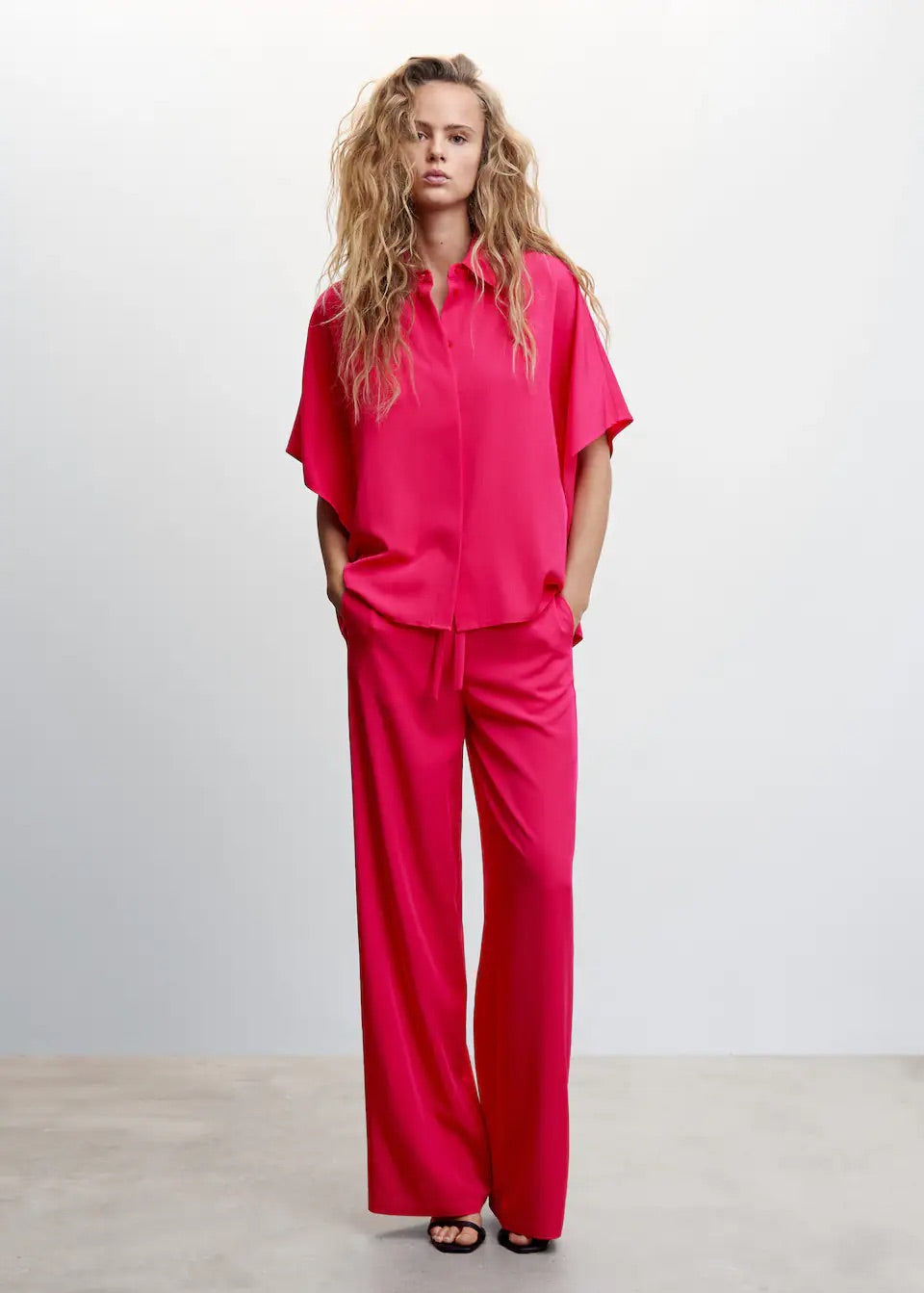 Short sleeved blouse