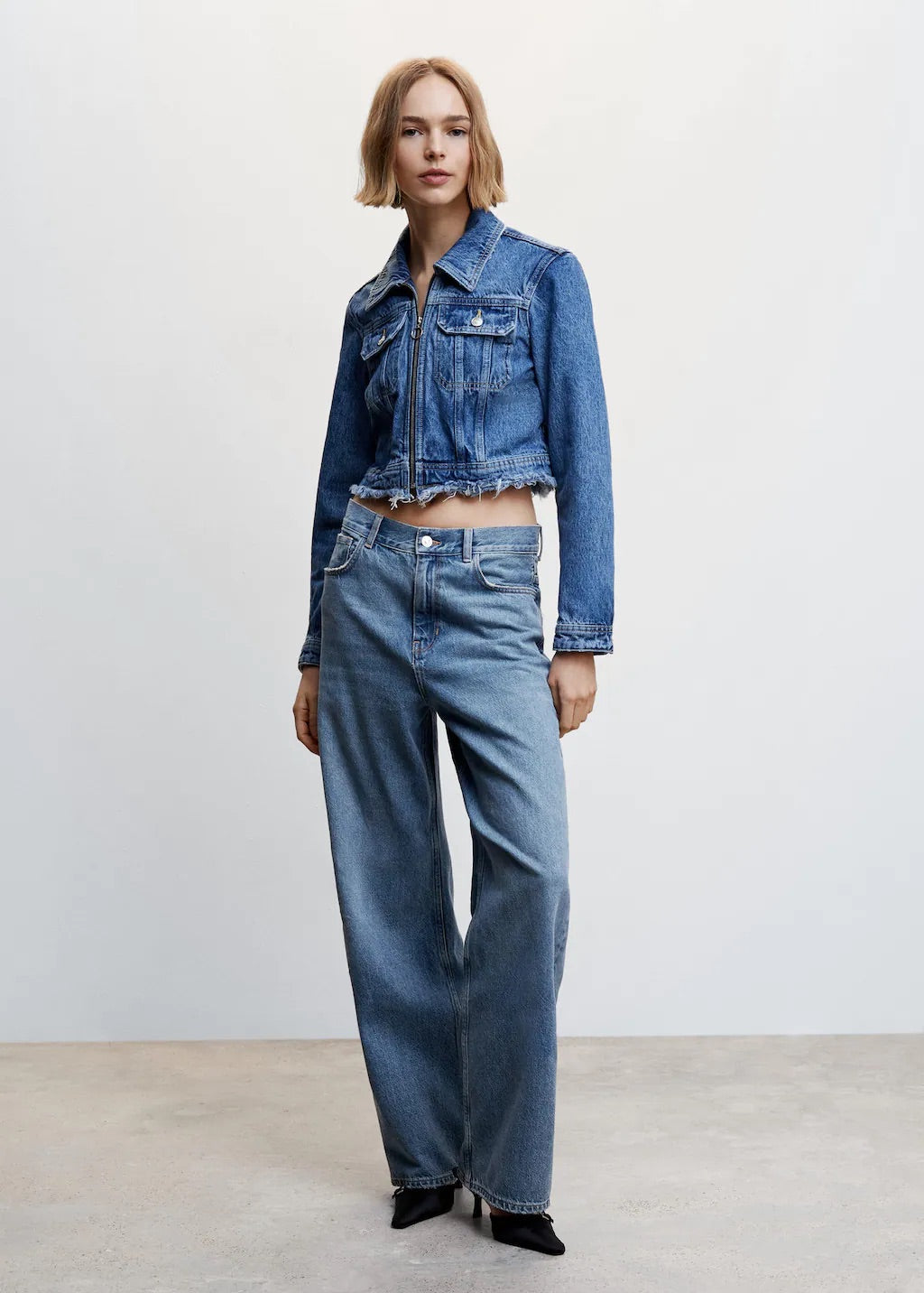 Wideleg loose low rise jeans