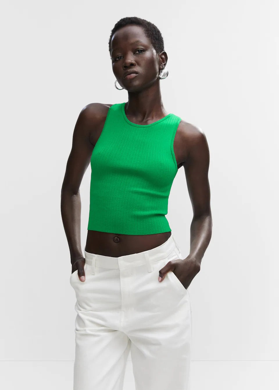 Ribbed knitted top with zip