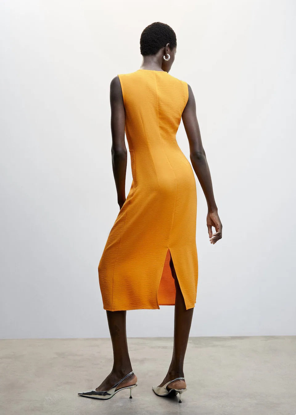 Knot textured dress
