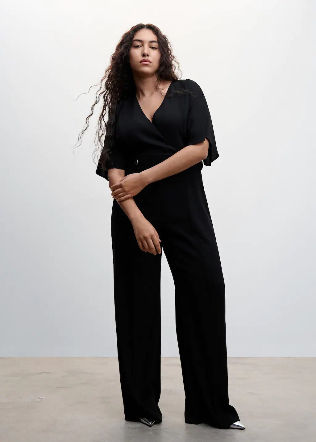 Buttoned long jumpsuit