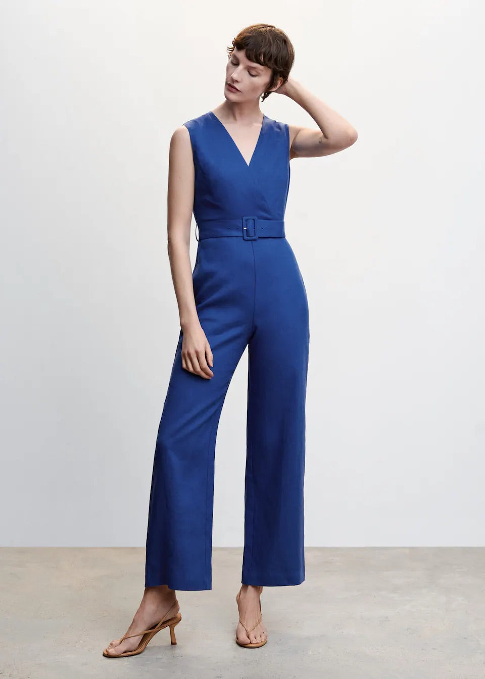 Linen jumpsuit with belt