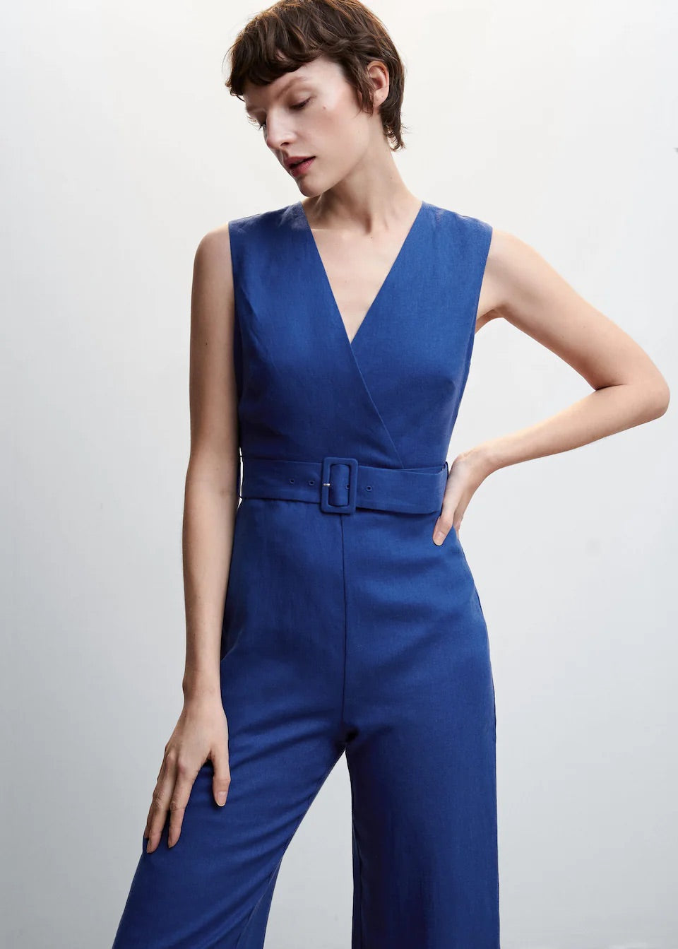 Linen jumpsuit with belt