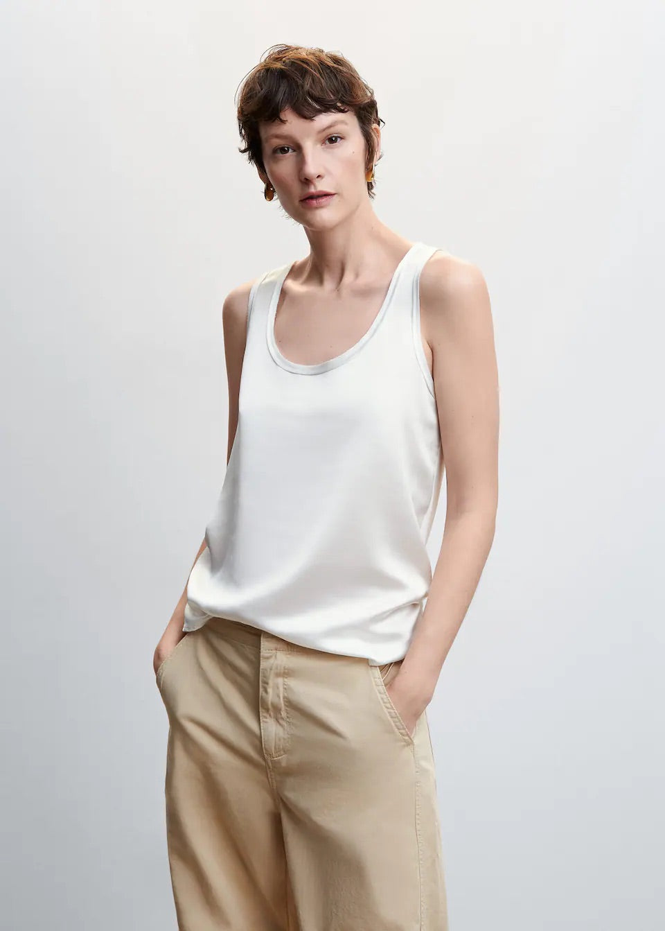 Essential strap top