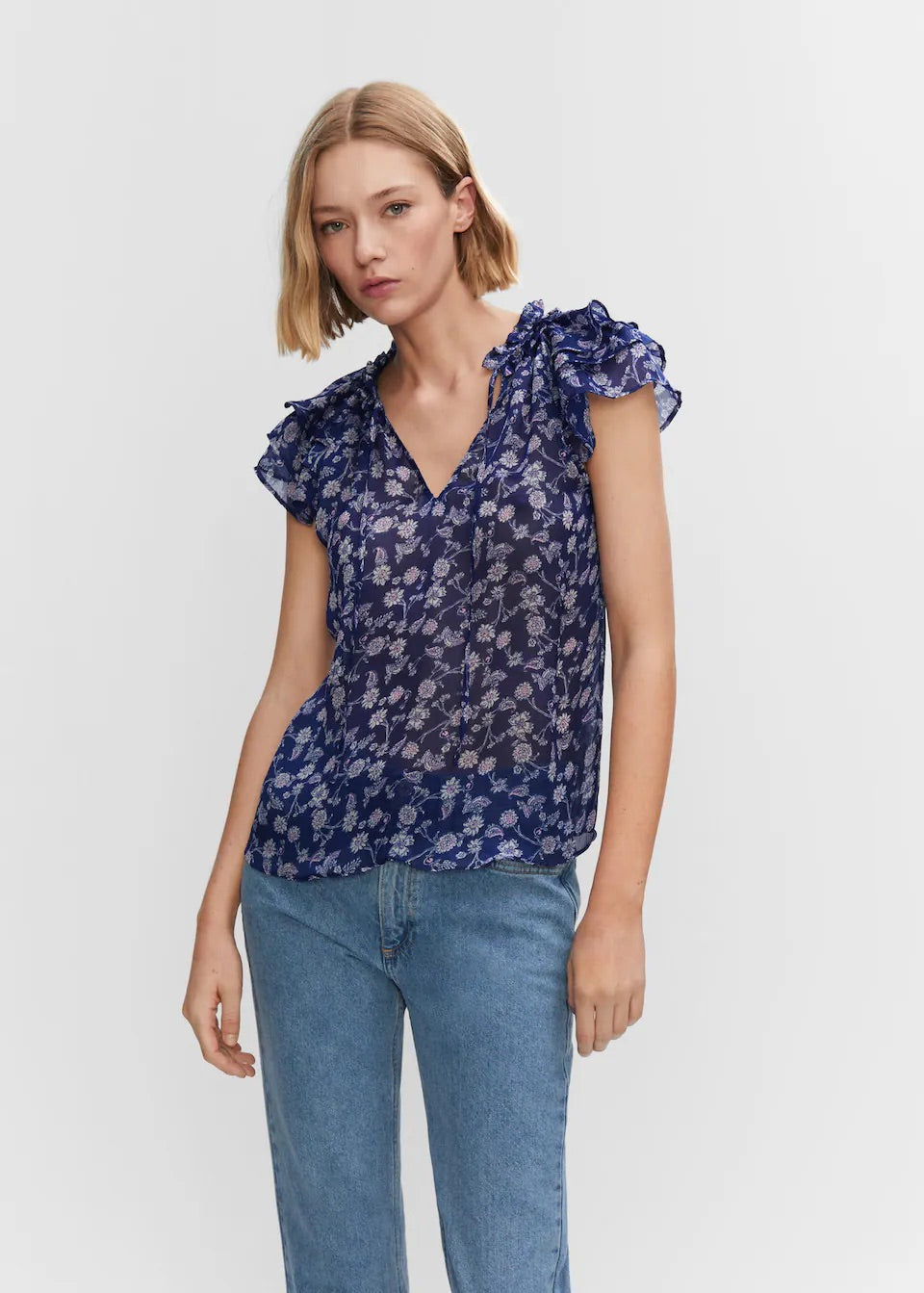 Floral ruffled blouse