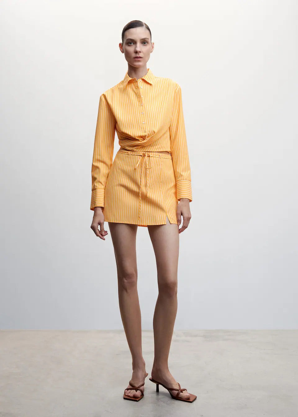 Stripped knot shirt