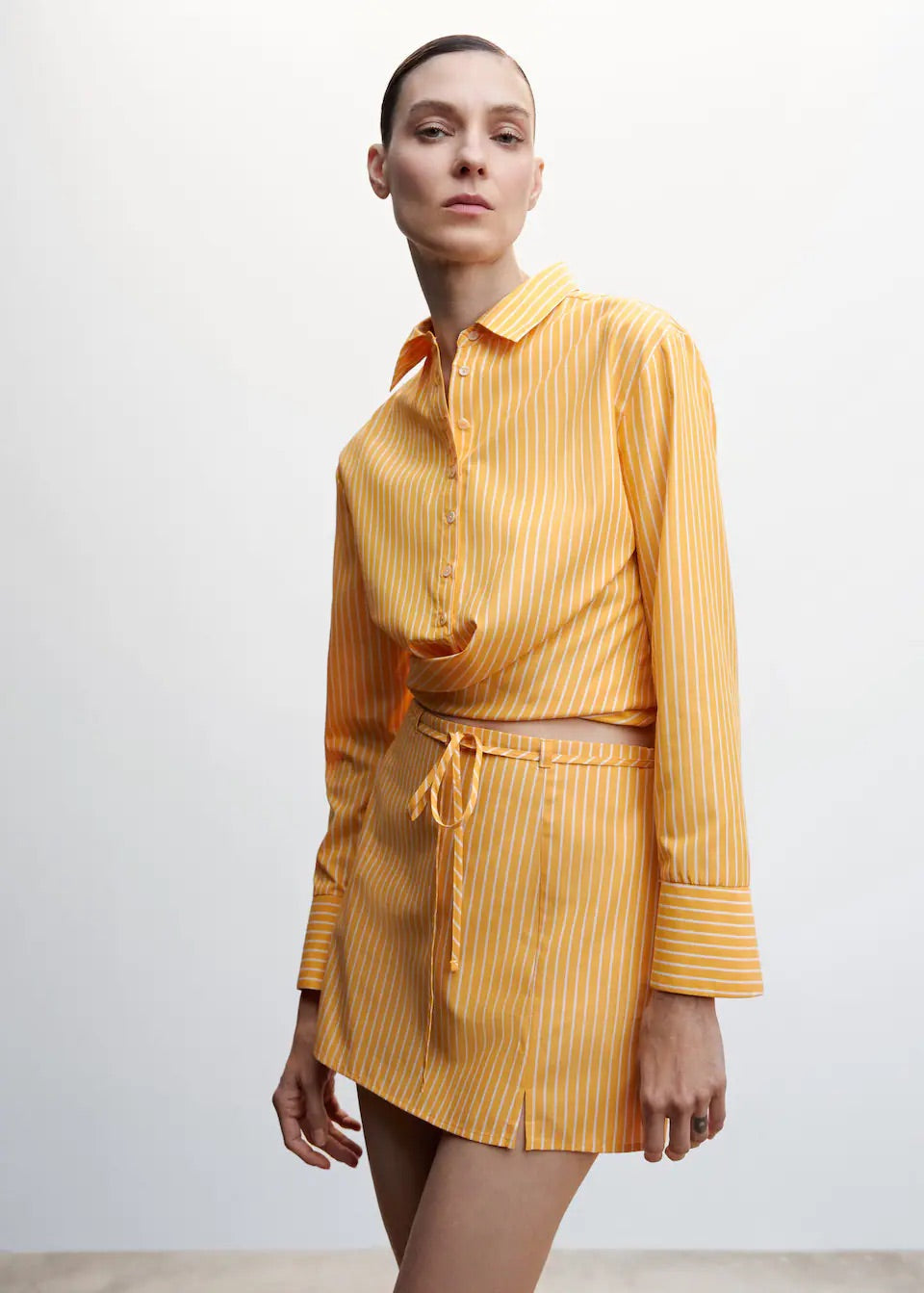 Stripped knot shirt