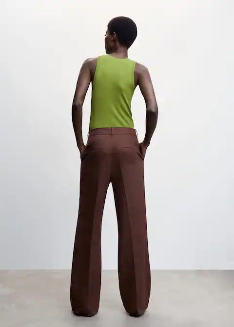 Knitted top with wide straps