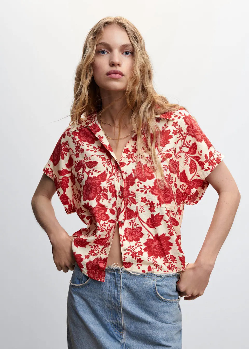 Chest-pocket printed shirt