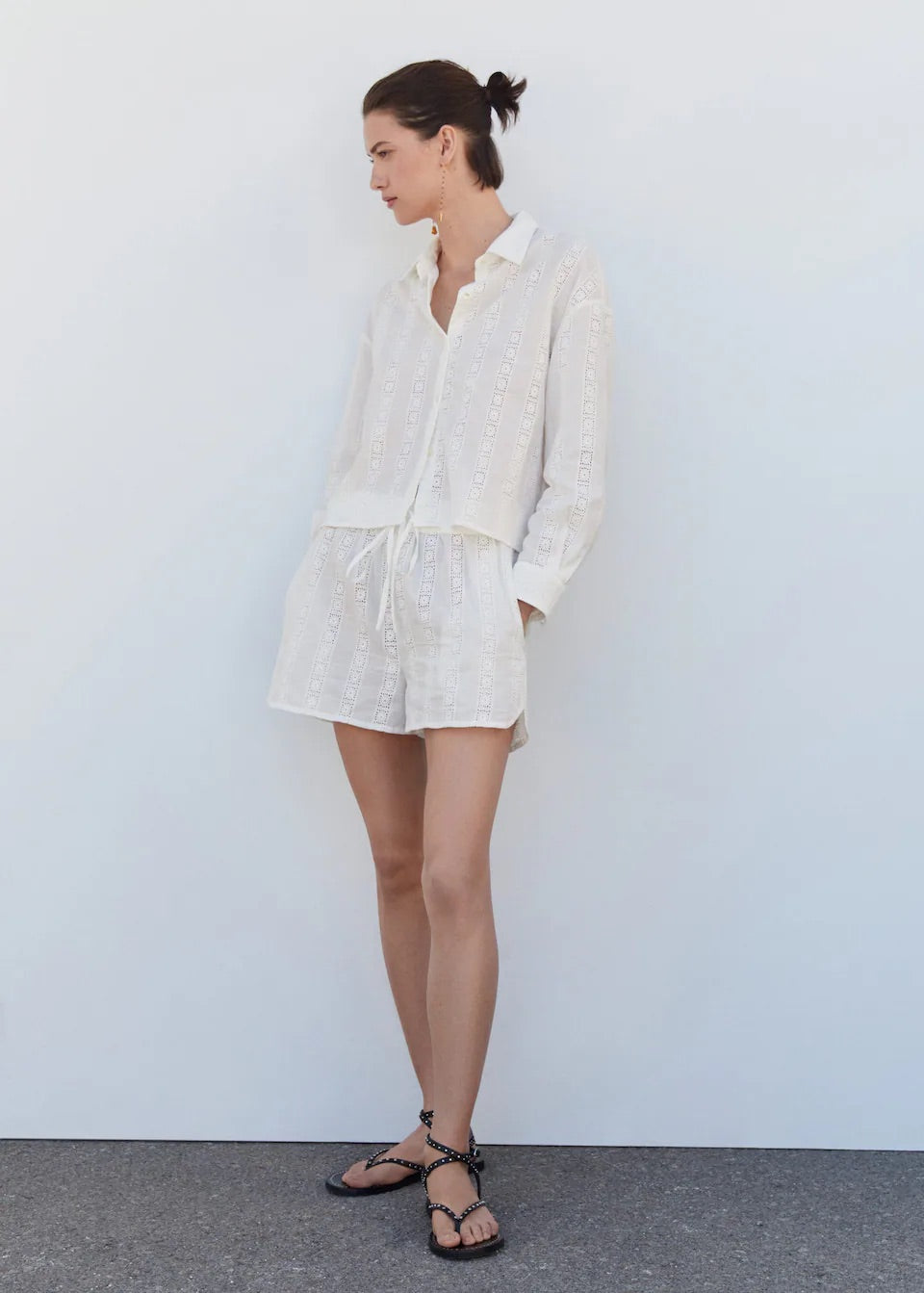 Embroidered cotton shirt