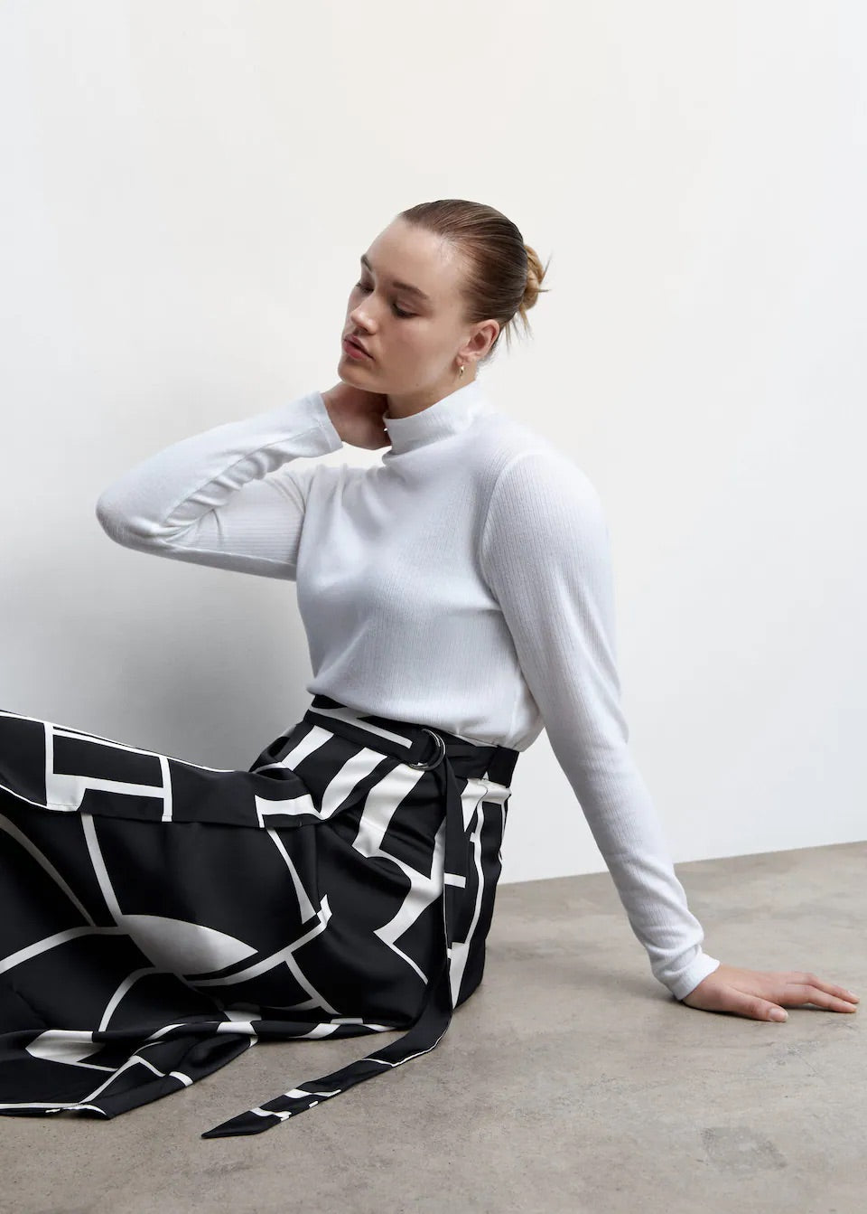 Printed satin skirt