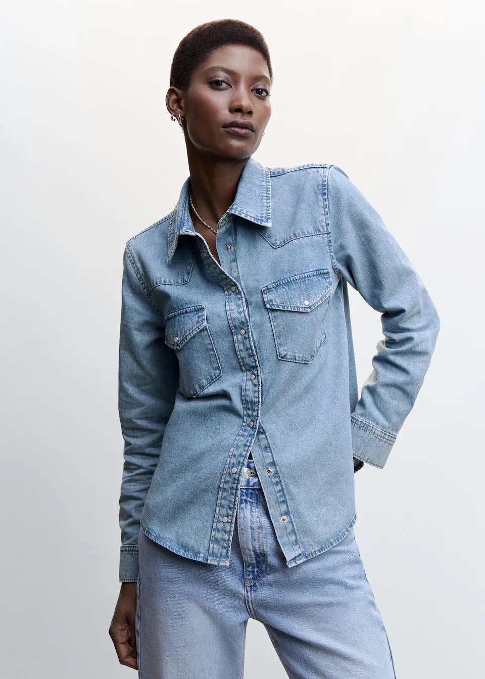 Chest-pocket denim shirt