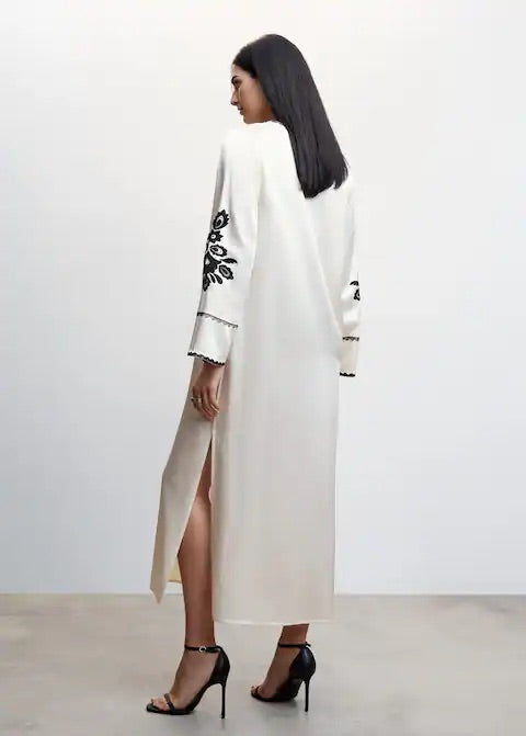 Embroidered dress with side slit