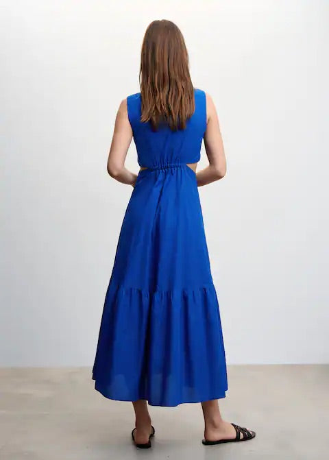 Knot dress with openings