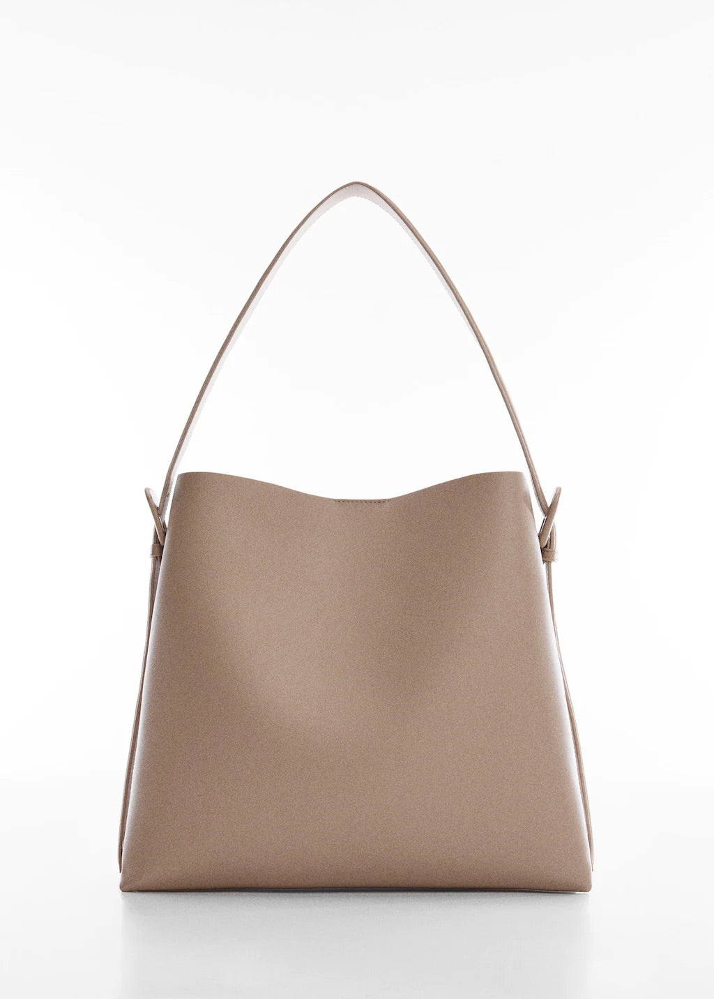 Shopper bag with buckle
