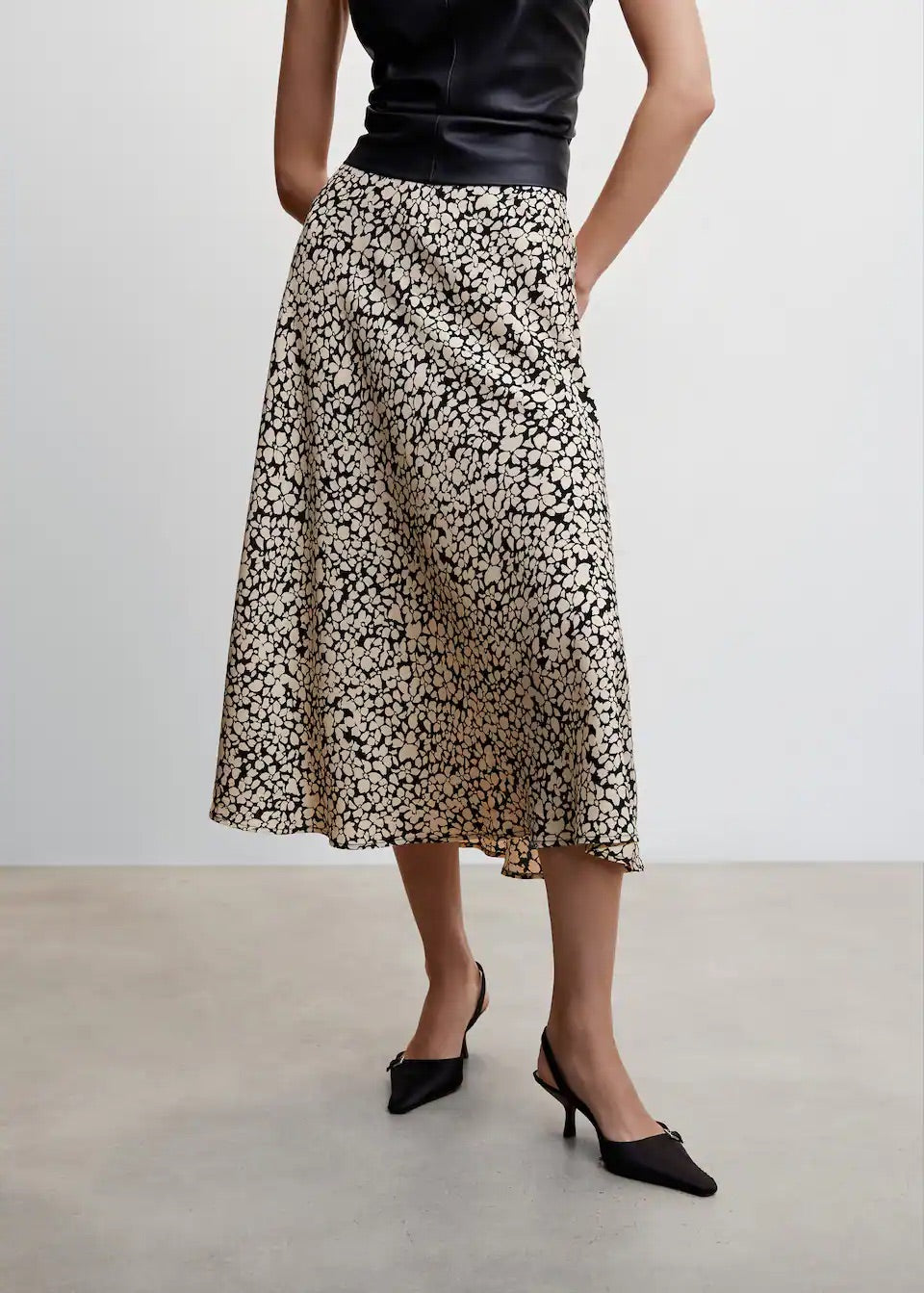 Flowers midi skirt
