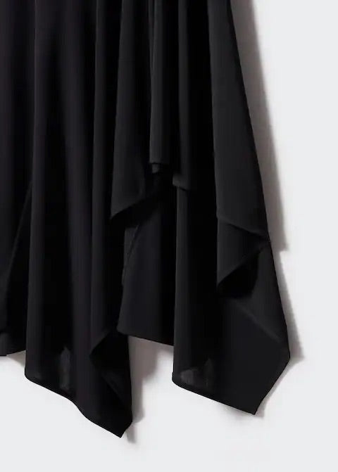 Asymmetrical skirt
