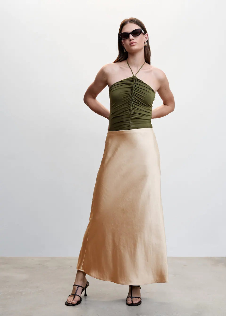 Halter neck body