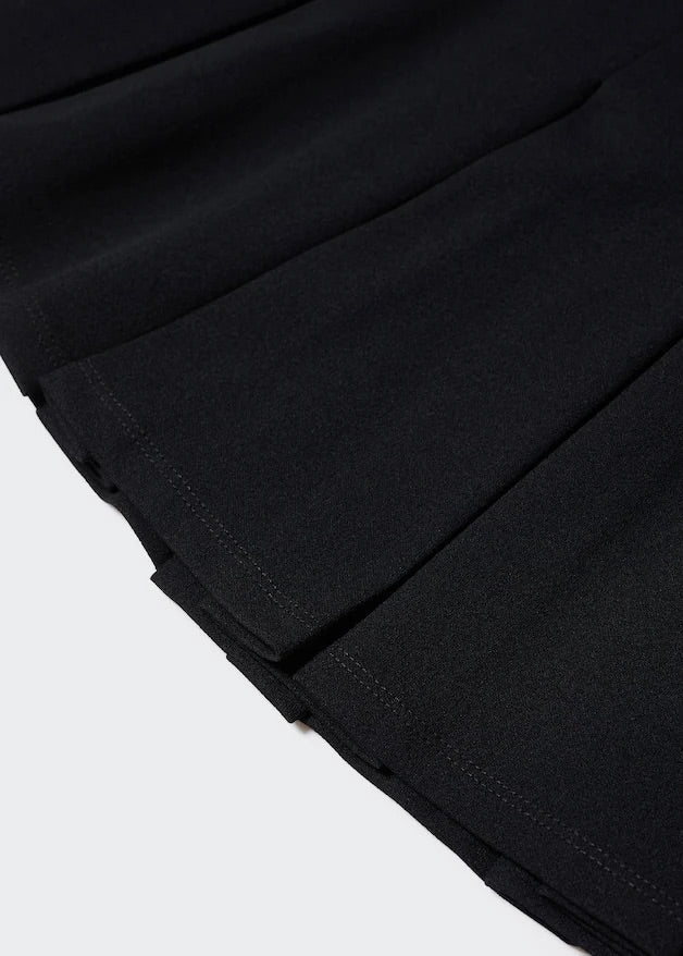 Wide pleated skirt