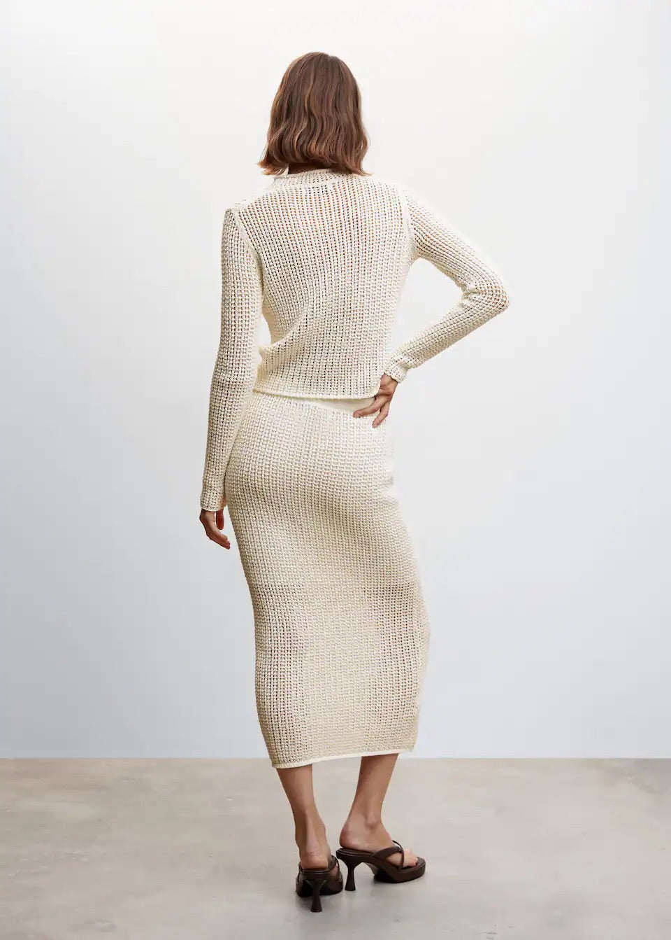 Openwork knitted skirt