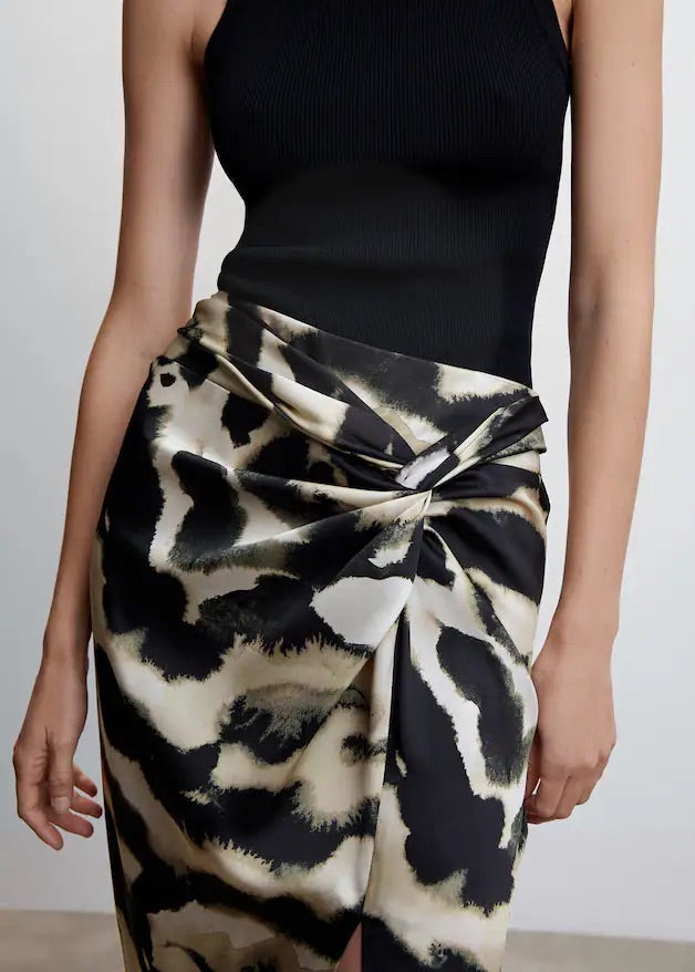 Knot printed skirt