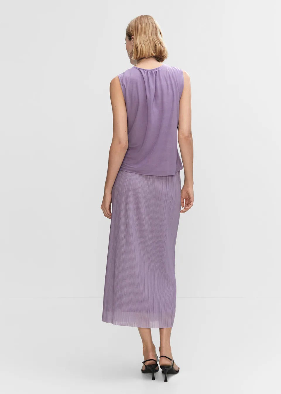 Pleated midi skirt