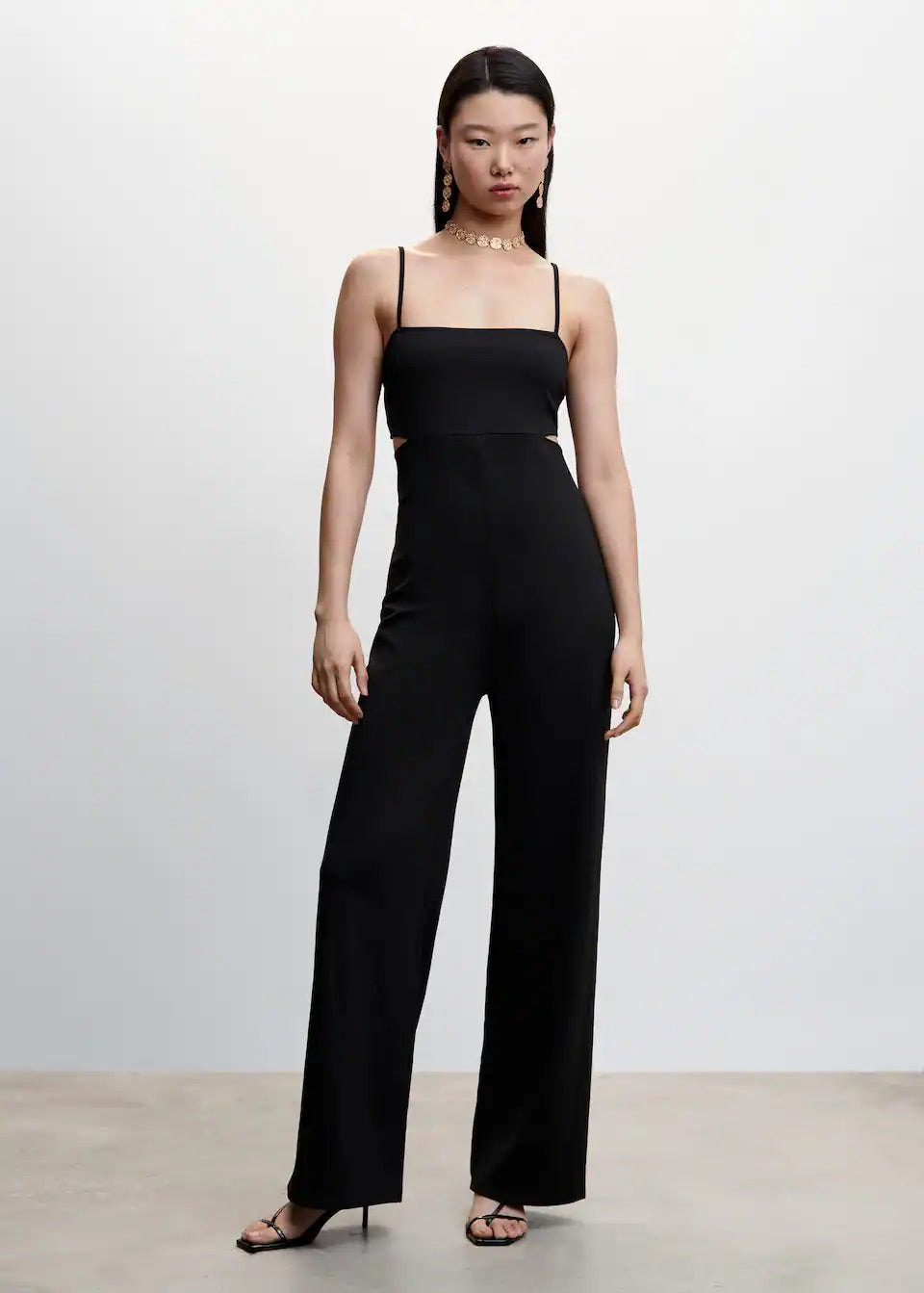 Long jumpsuit with cut-out