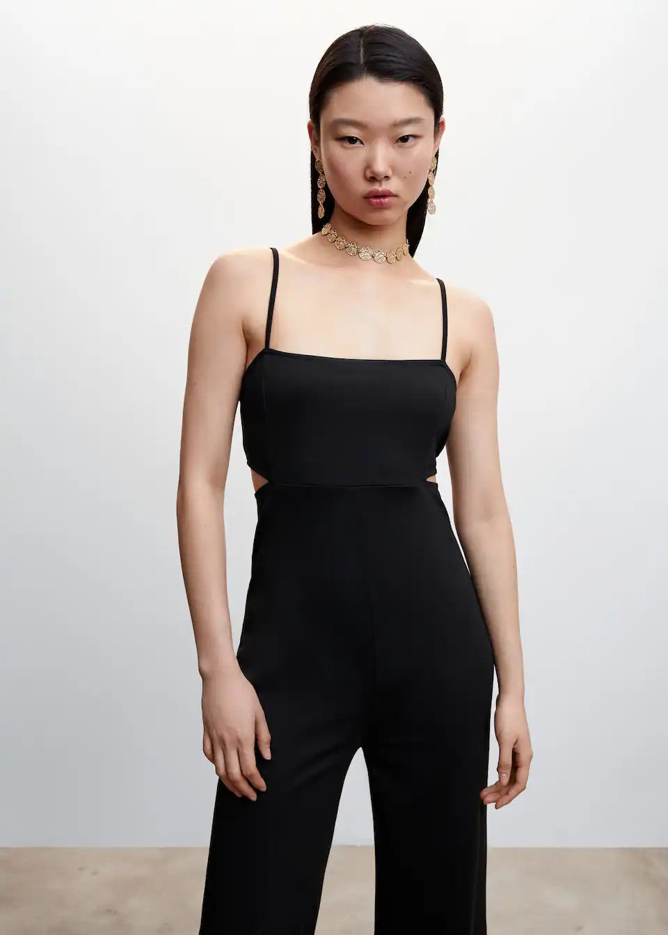 Long jumpsuit with cut-out