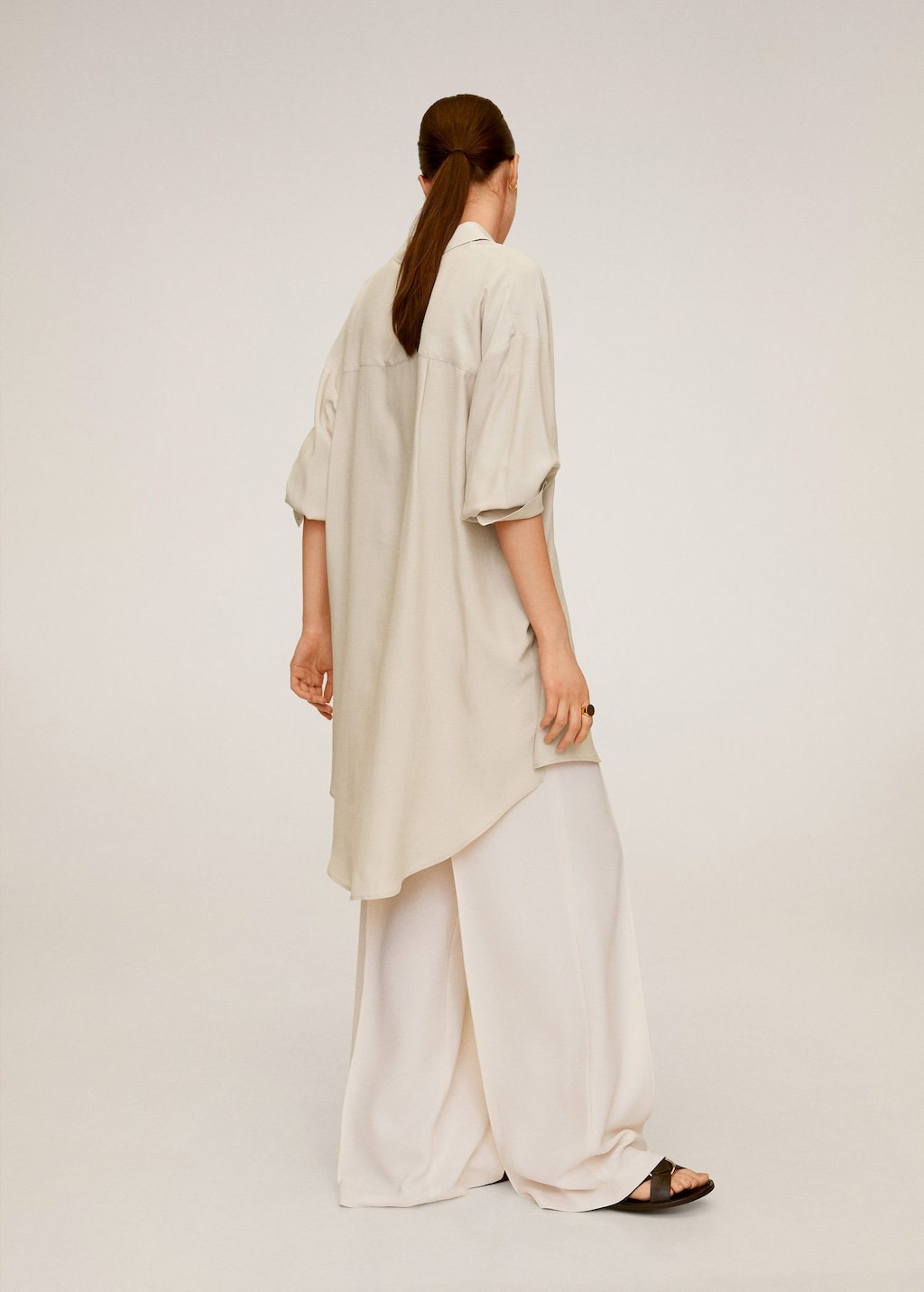 Oversize flowy shirt