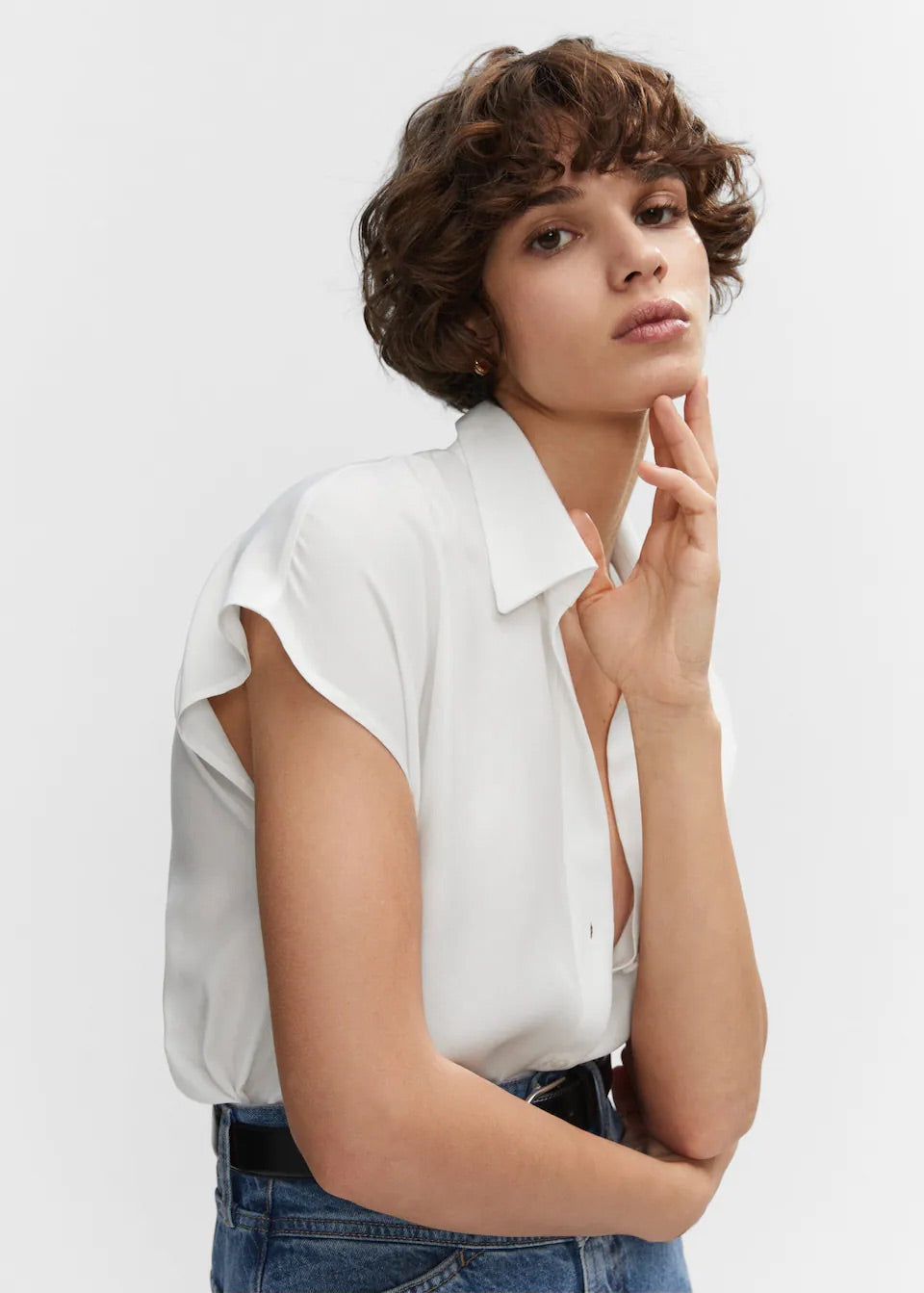 Sleeveless lyocell shirt