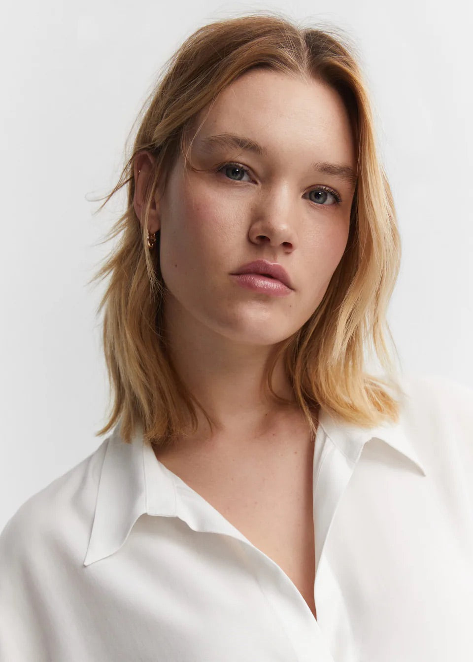 Sleeveless lyocell shirt