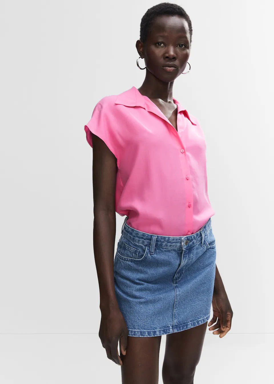 Sleeveless lyocell shirt