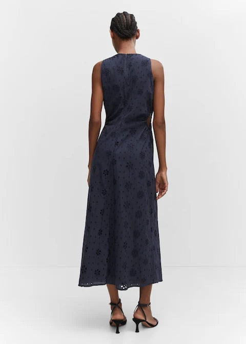 Embroidered dress with side slits