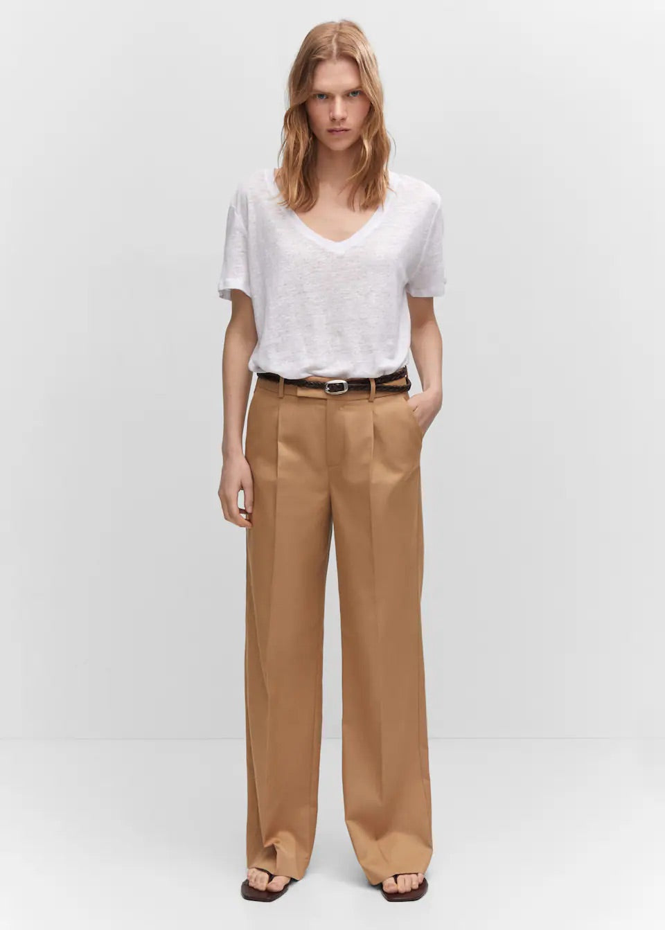 V-neck linen t-shirt