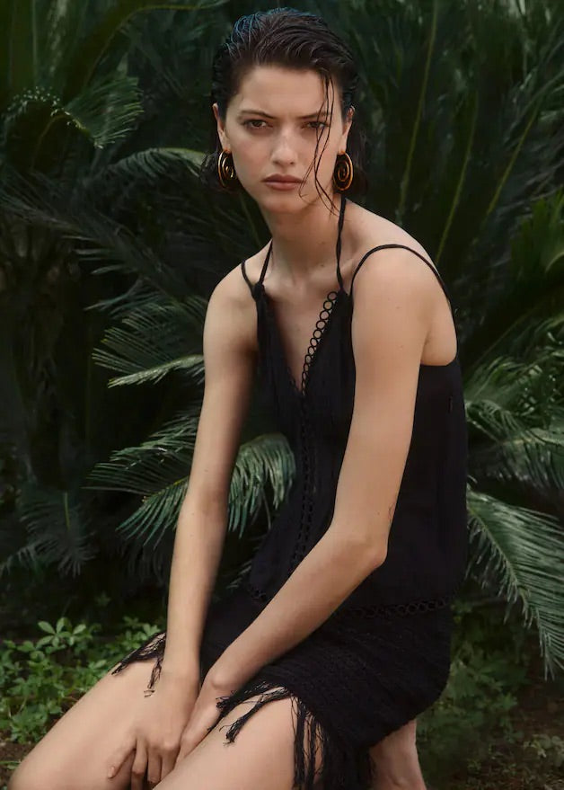 Openwork top with double straps