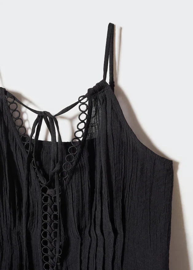 Openwork top with double straps
