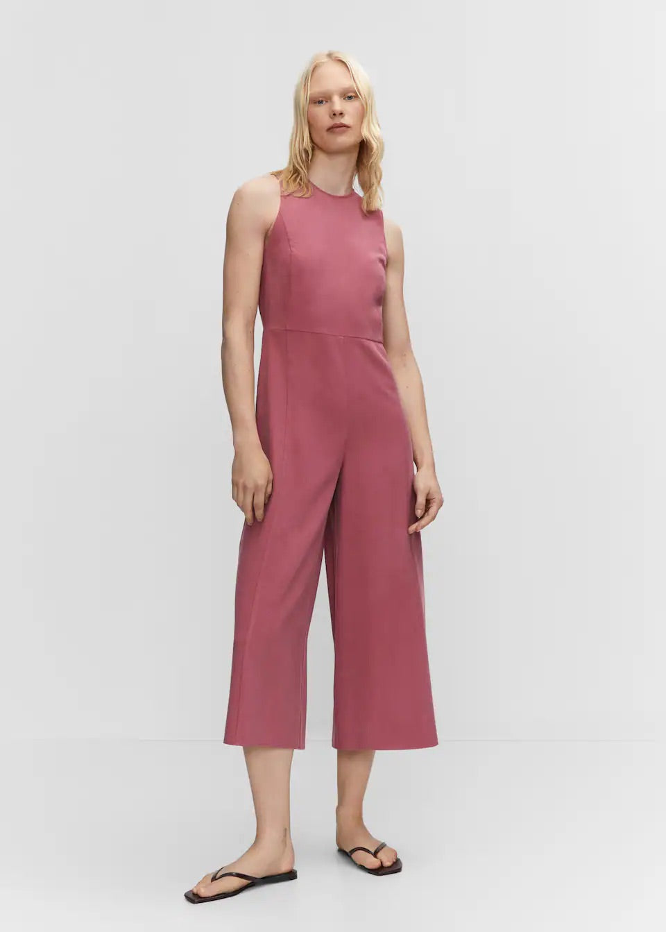 Cropped jumpsuit with straps