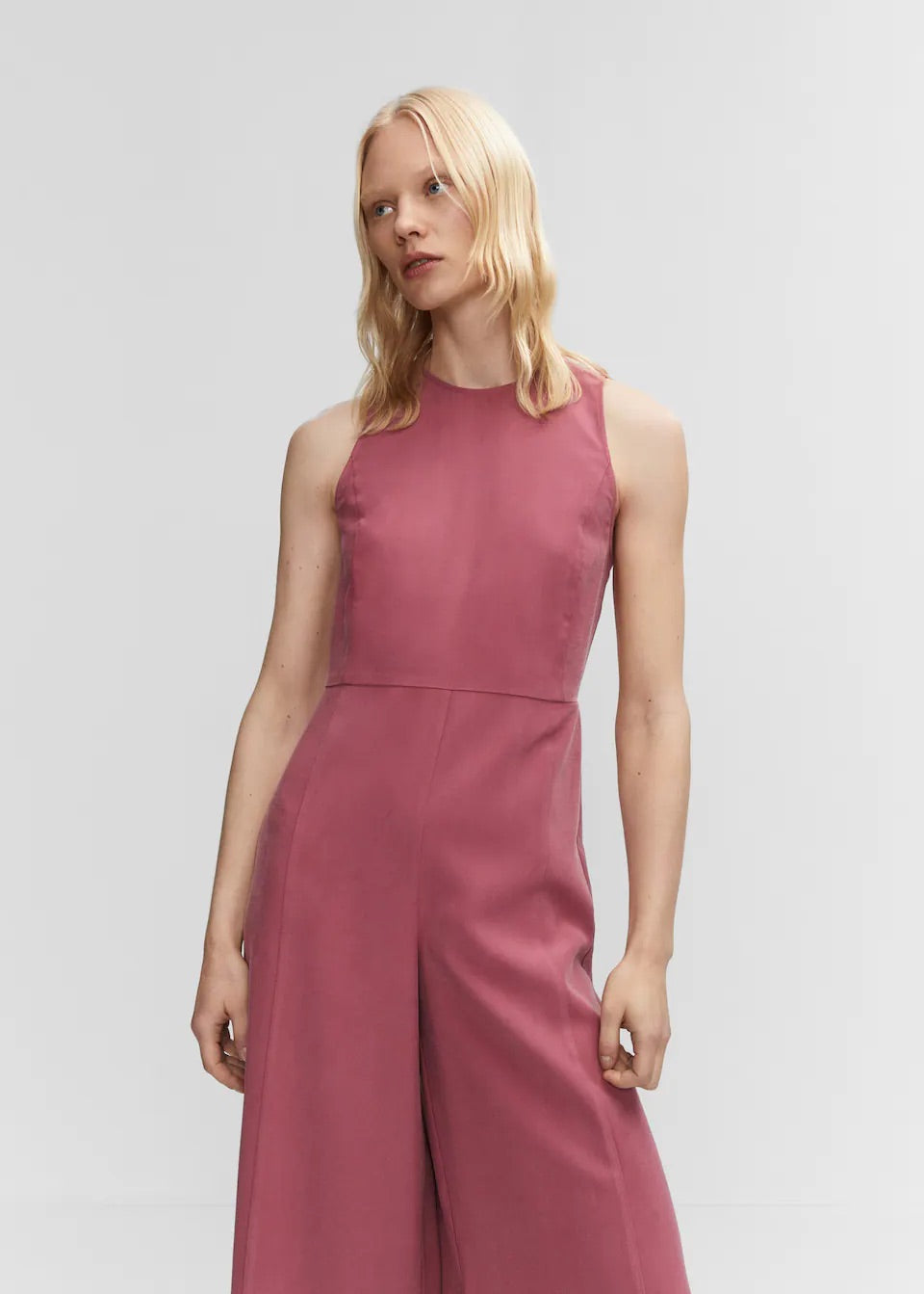Cropped jumpsuit with straps