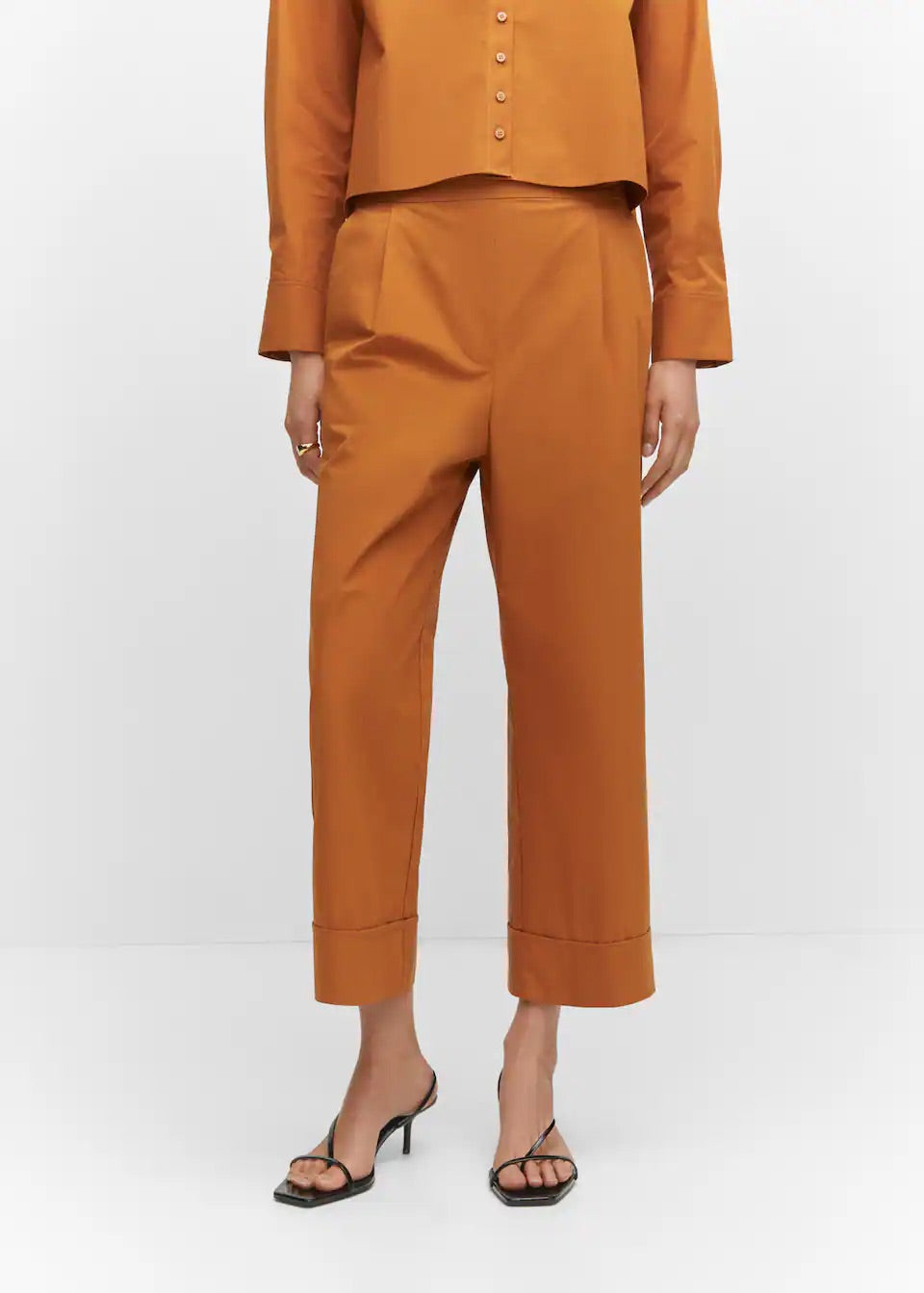 Pleated culottes trousers