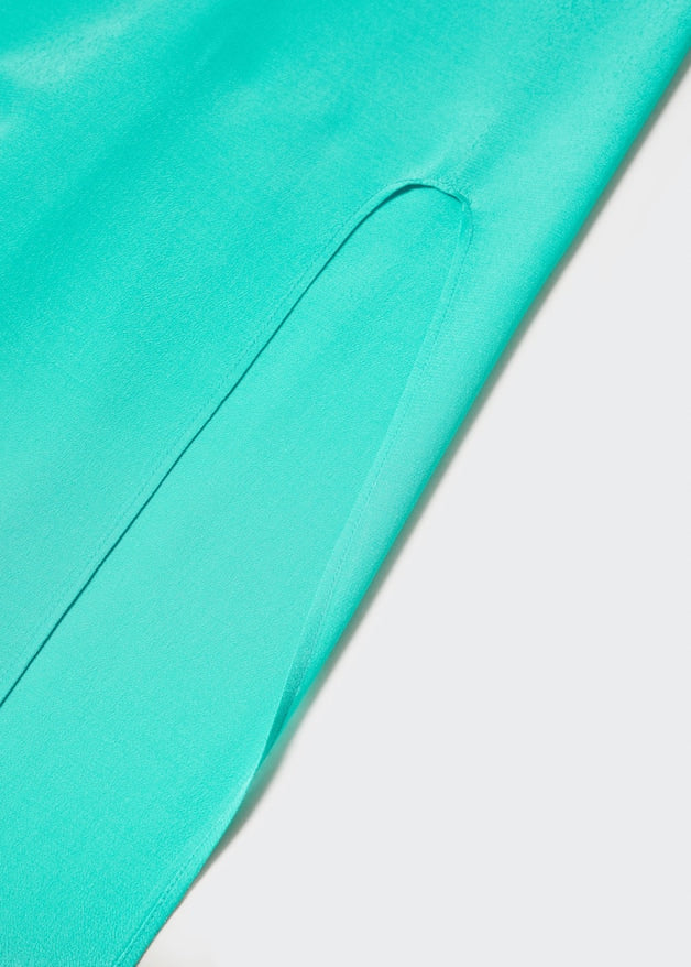 Midi-dress with slit