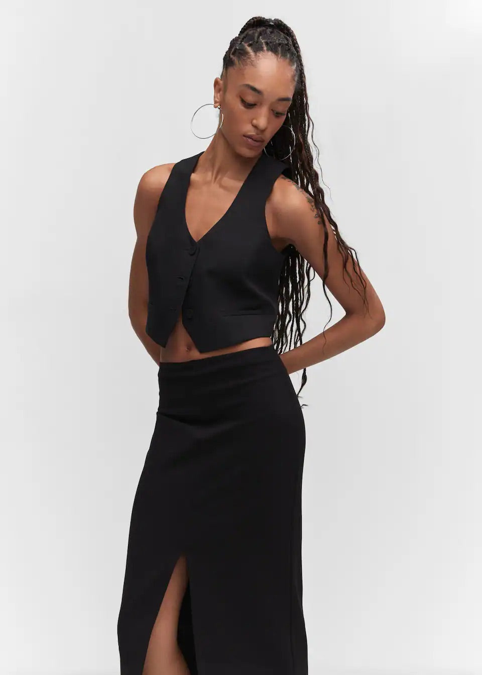 Midi-skirt with front slit