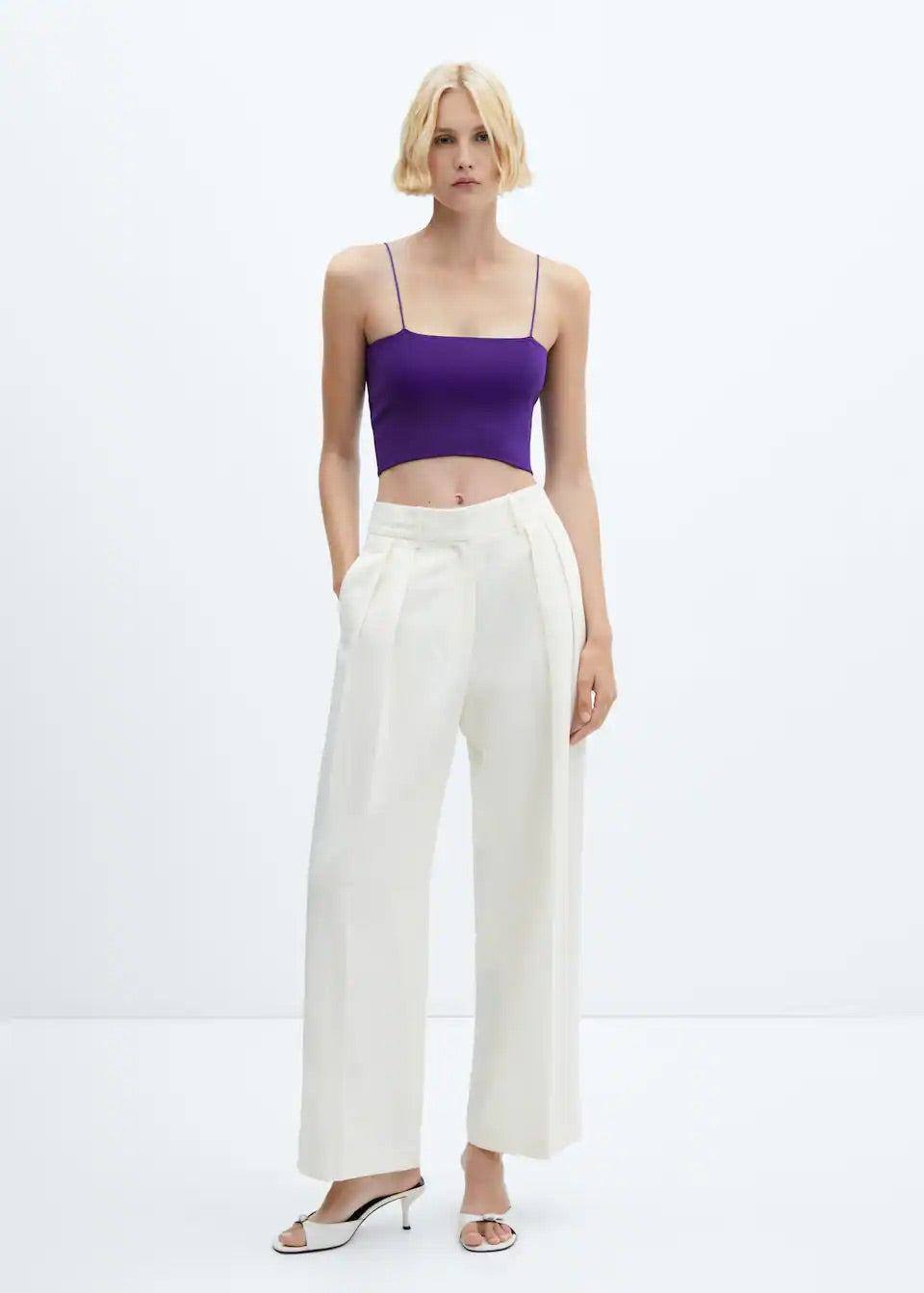 Cropped top thin straps