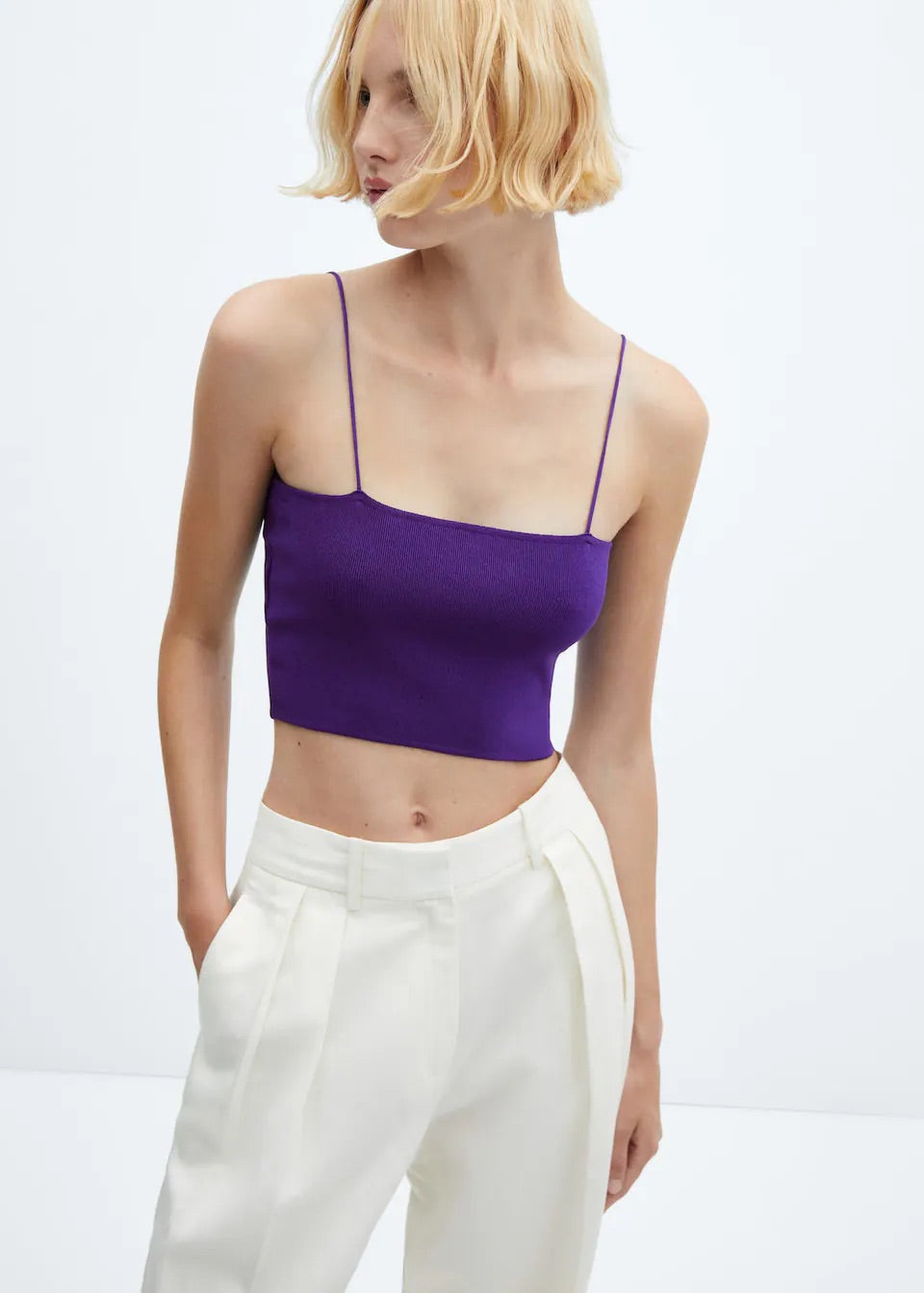 Cropped top thin straps