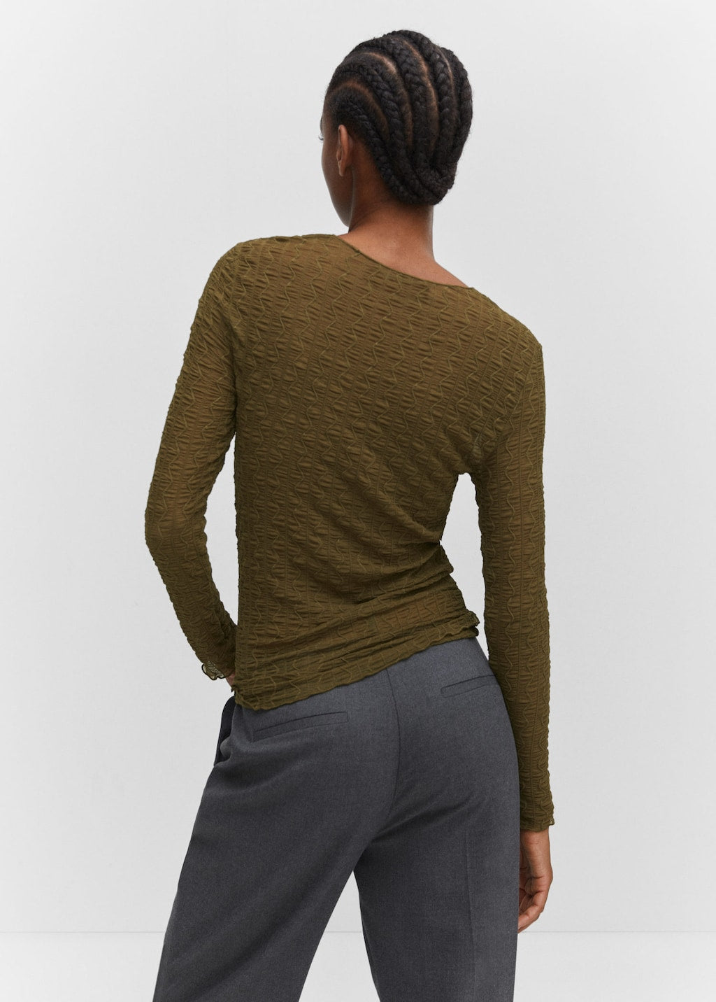 Long-sleeved t-shirt with ruffles