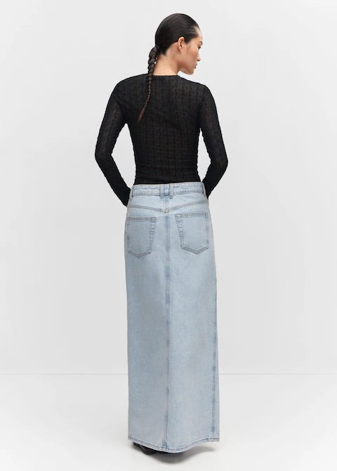 Long-sleeved t-shirt with ruffles