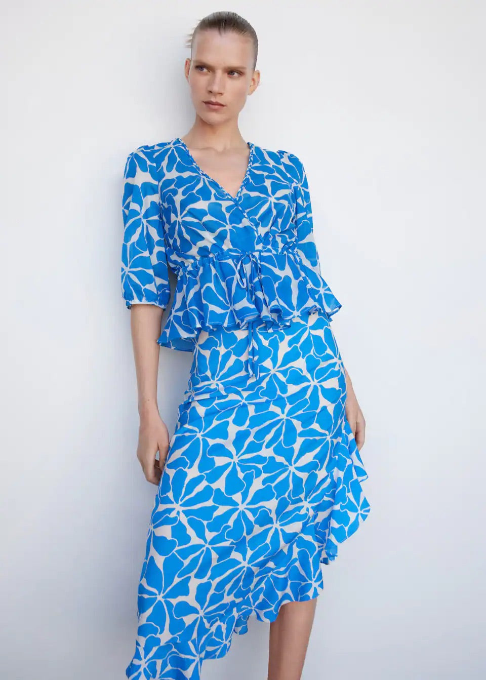 Asymmetrical printed skirt