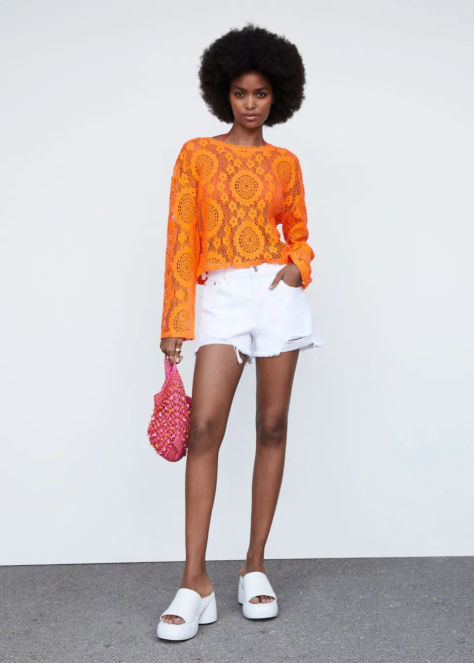 Embroidered openwork t-shirt