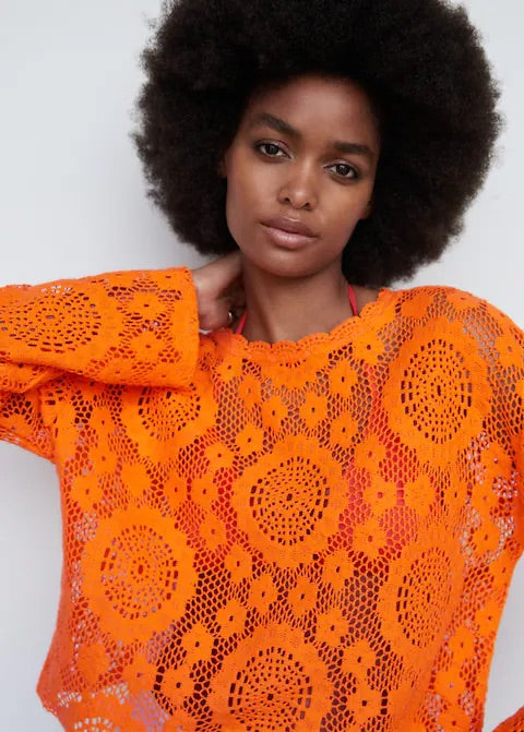 Embroidered openwork t-shirt