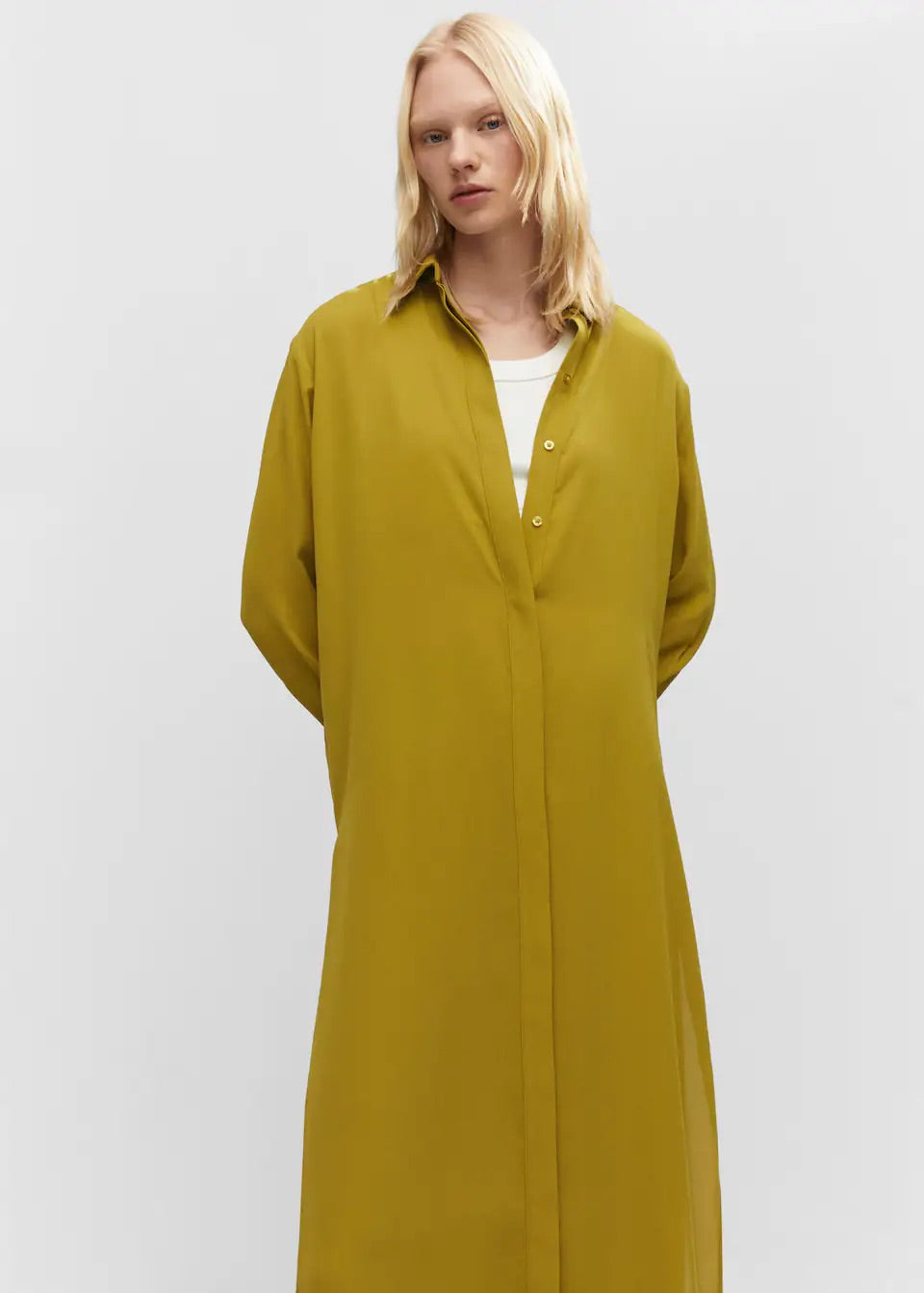Shirt dress with slits